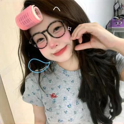 随盲柳入眠的女人